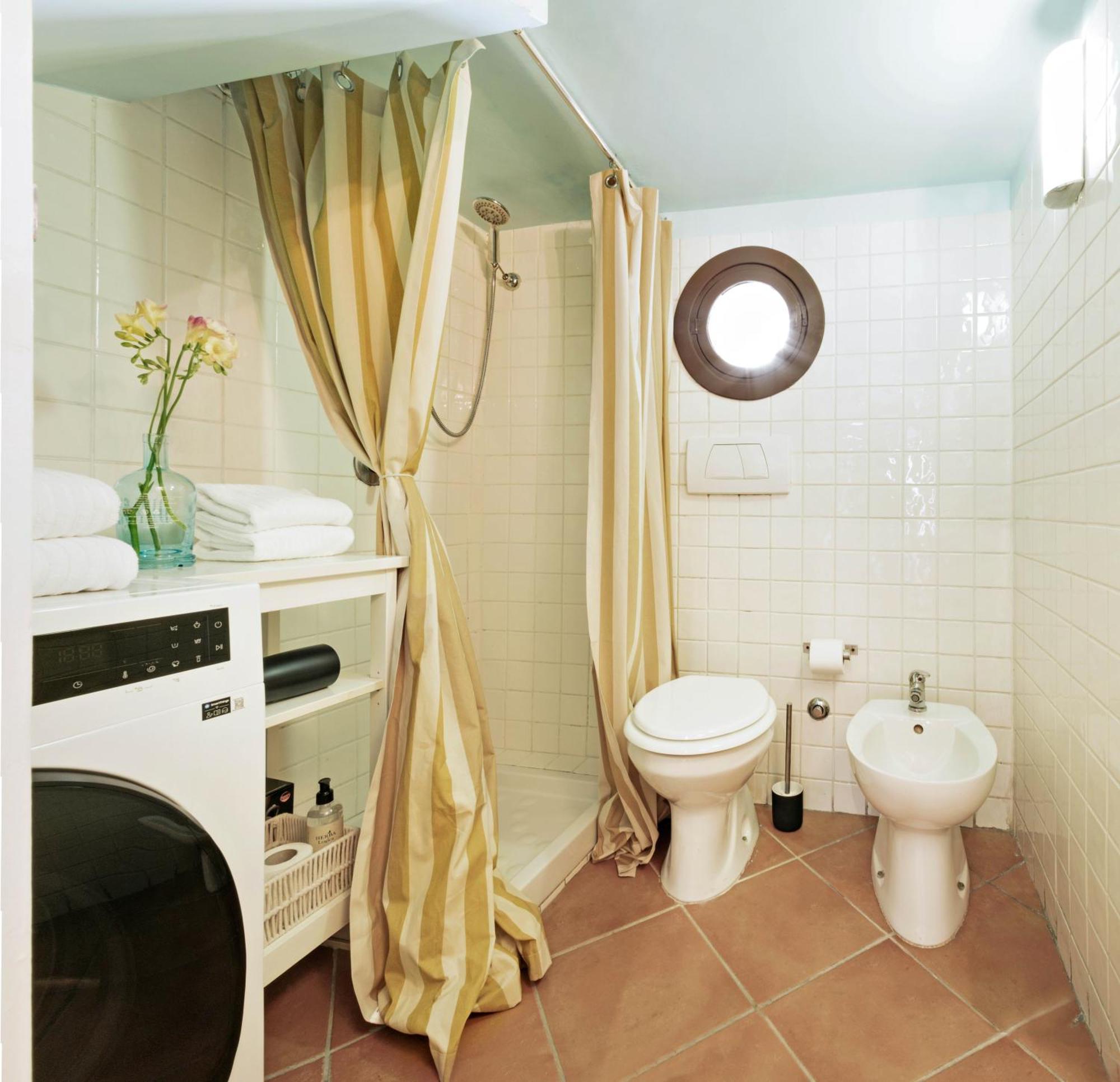 Apartment Trasteverehome - Secret Balcony In The Heart Of Trastevere