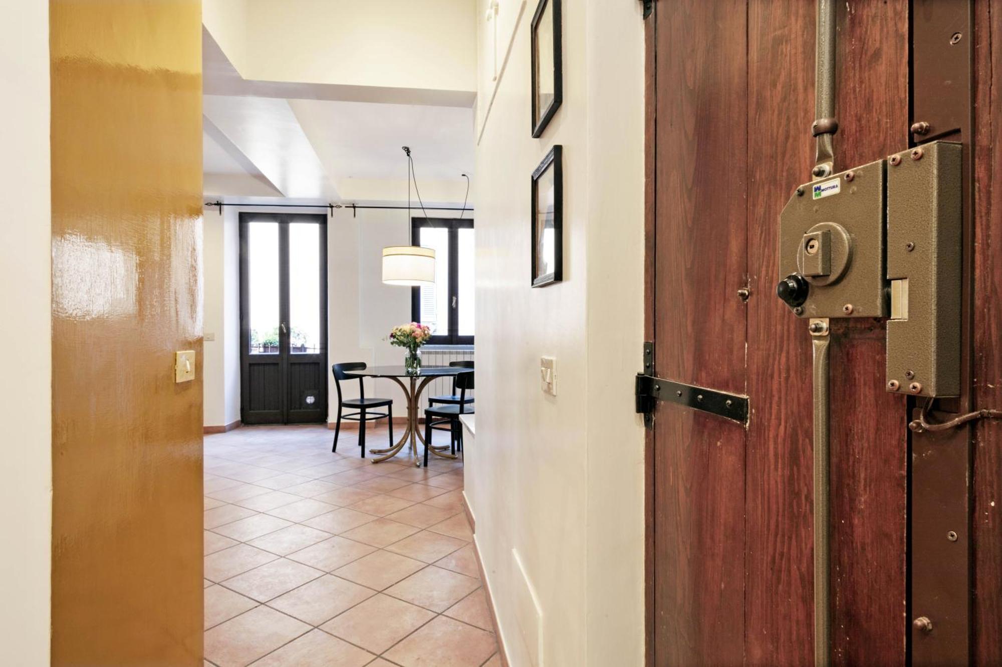 Trasteverehome - Secret Balcony In The Heart Of Trastevere Apartment